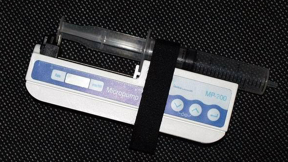 Шприцевая помпа Micropump MP-200